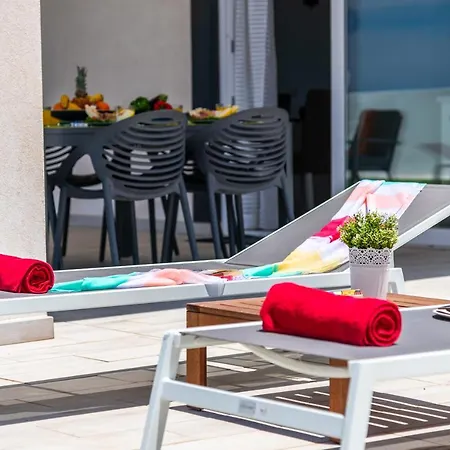 Shasya With Air Conditioning וילה אדחה