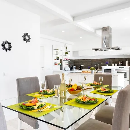 Shasya With Air Conditioning אדחה