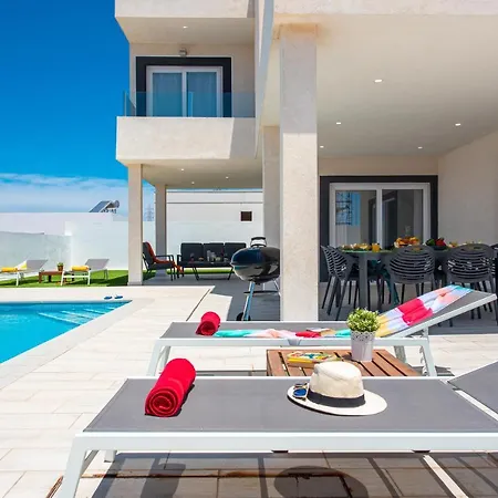 Shasya With Air Conditioning וילה