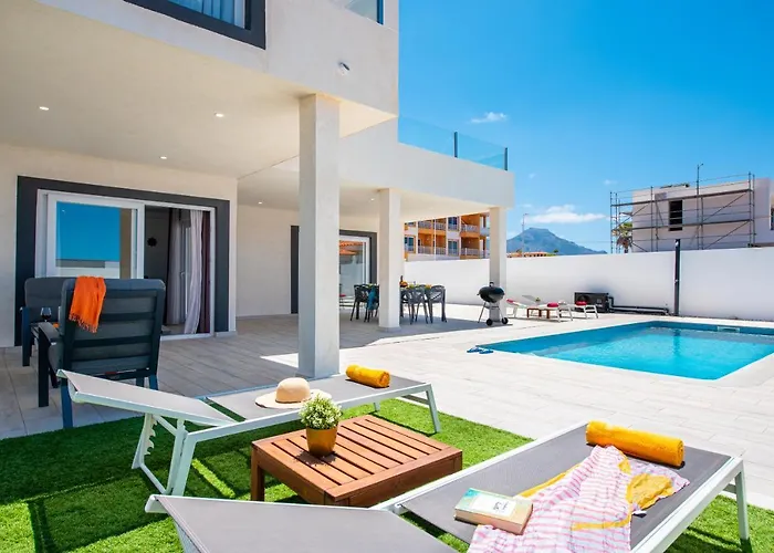 Shasya With Air Conditioning Villa *