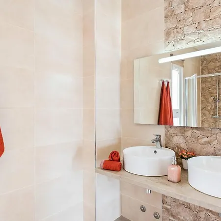 别墅 Shasya With Air Conditioning 阿德耶