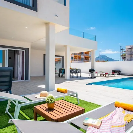 Shasya With Air Conditioning Villa *